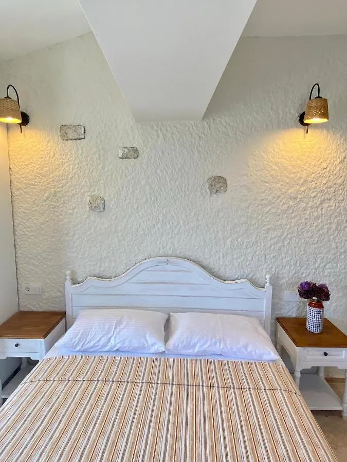 Serez Otel Alacati By La Mira Ildiri 0*,